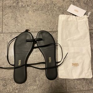 Tkees Pheobe Sandals - Size 37 - Black